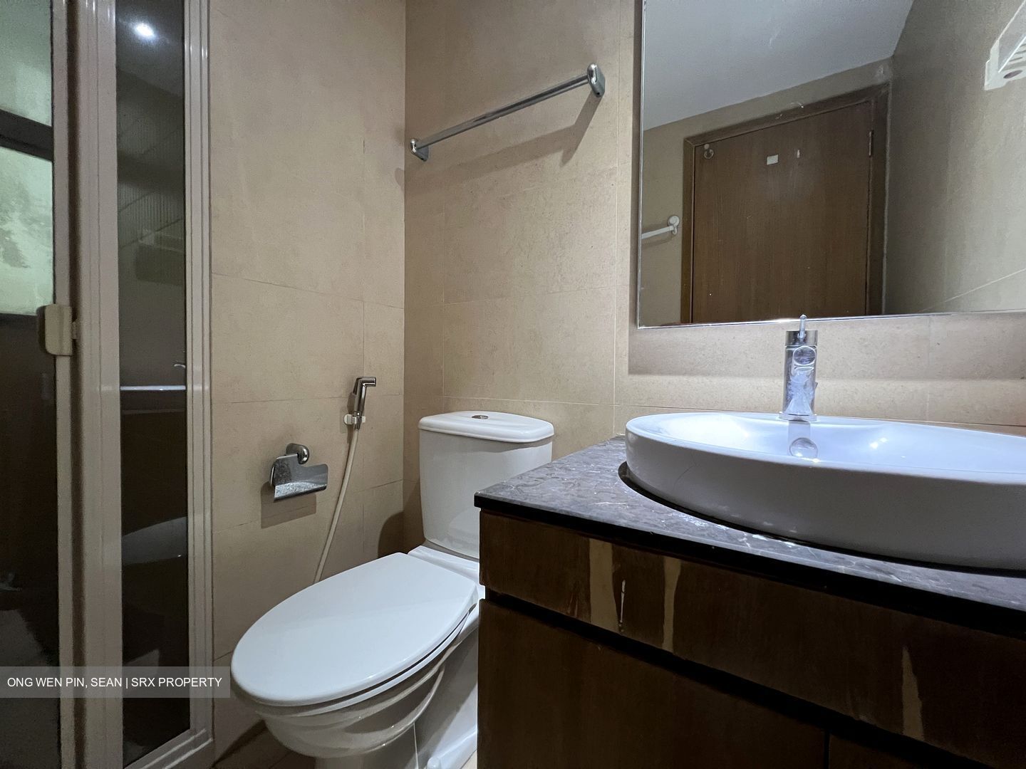 The Lakeshore (D22), Condominium #611408401